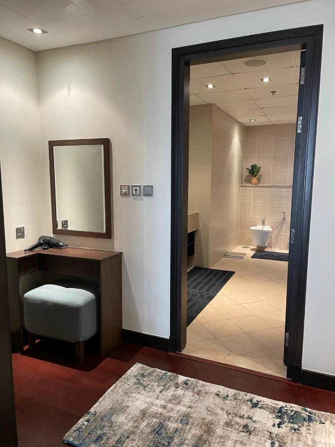 1 Bedroom Apartment In Anantara Hotel Palm Jumeirah Connected Anantara Hotel ドバイ エクステリア 写真